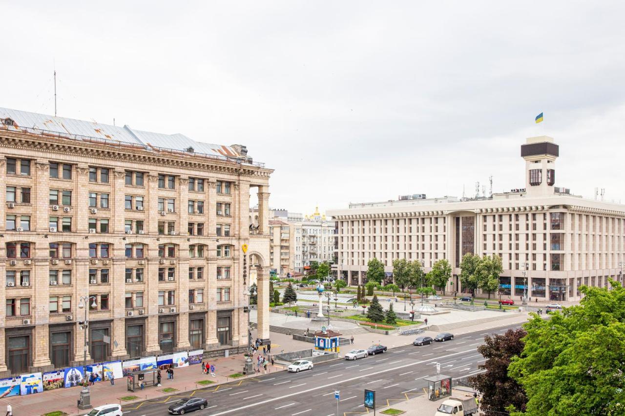 Апартаменти 4-Кімнатні В Центрі Києва М. Хрещатик 基輔 外观 照片